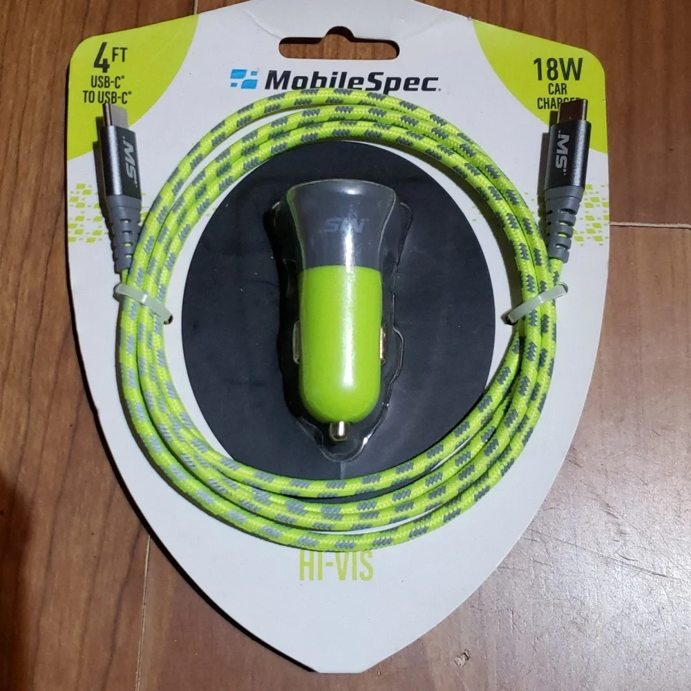 NIB Hi-Vis USB-C Car Charger Kit - 18W Charger & 4ft Cable-MOBILE SPEC- green